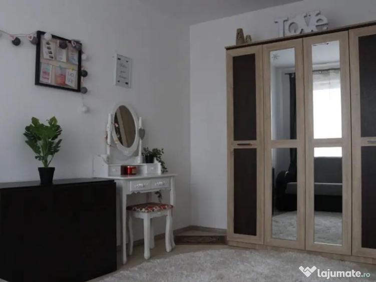 Apartament cu 2 camere, decomandat - zona Avantgarden - 7