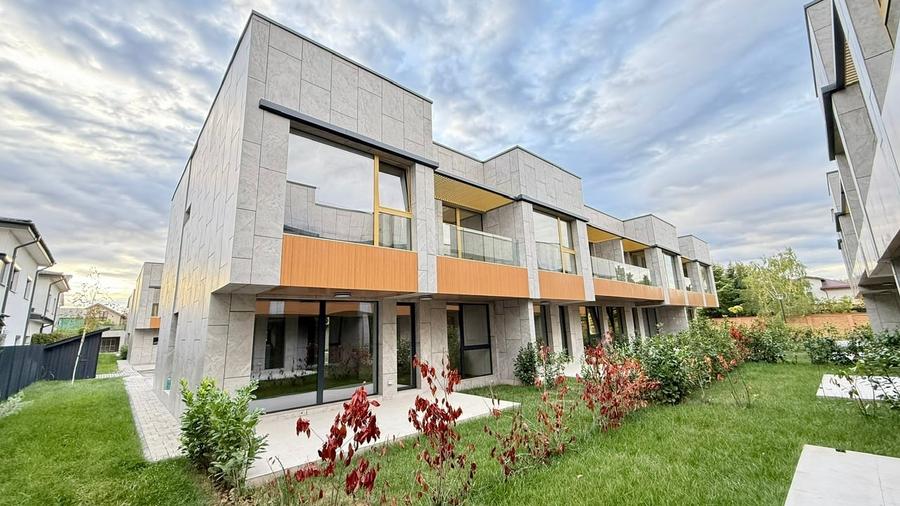 Duplex cu 4 camere cu Canalizare în Pipera
