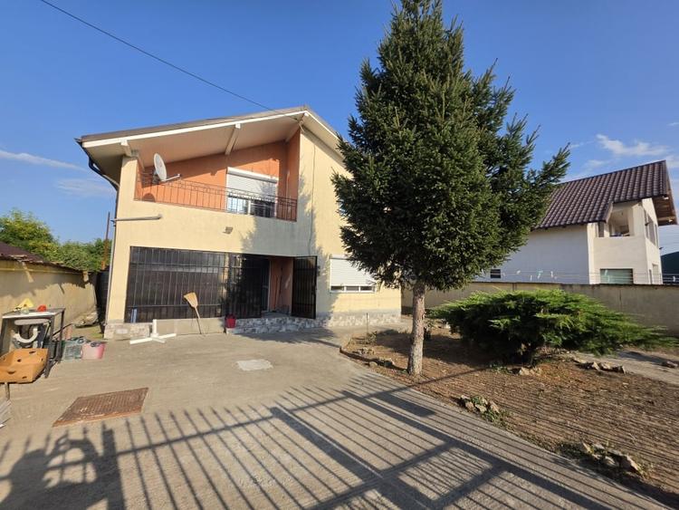 Casă individuală cu 4 camere cu Canalizare în Valu lui Traian