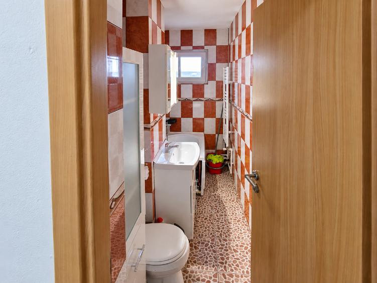 Garsonieră decomandată, mobilată în Șagului