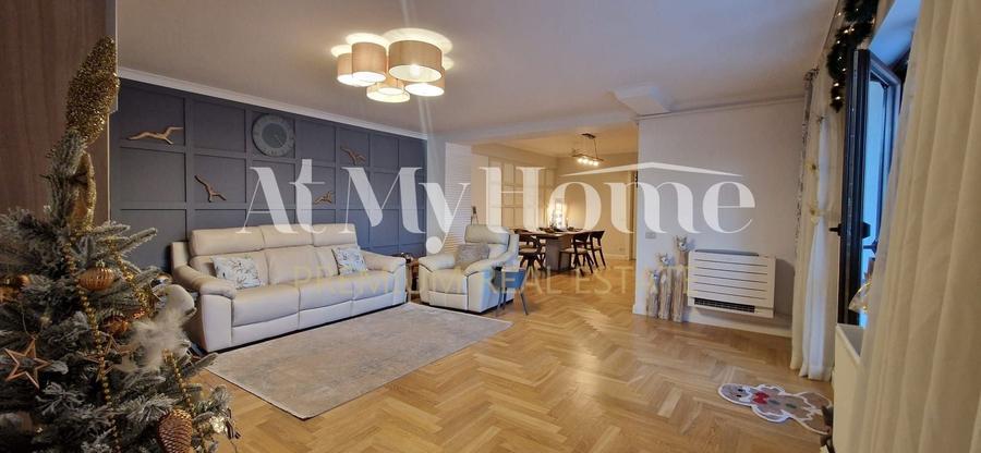 Apartament cu 3 camere decomandat, mobilat în Băneasa