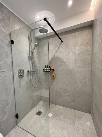 Apartament cu 2 camere semidecomandat în Colentina