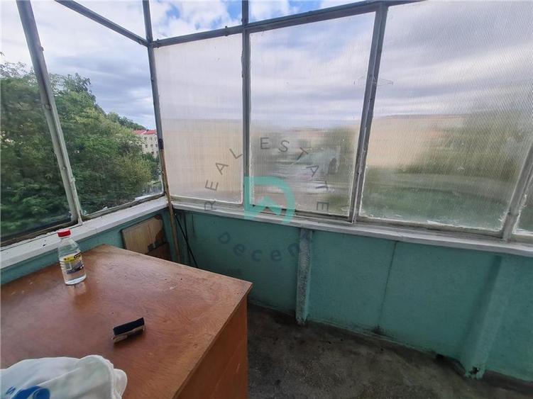 Apartament cu 2 camere decomandat în Noua