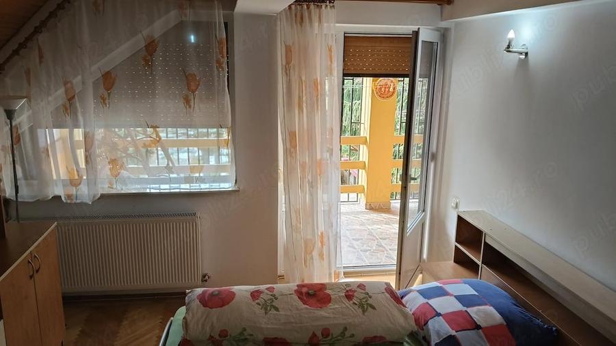 Casă cu Teren 728 Mp în Poiana