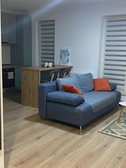 Apartament cu 2 camere semidecomandat în Exterior Vest