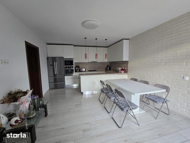 Casă cu 3 camere cu Teren 4850 Mp în Nojorid