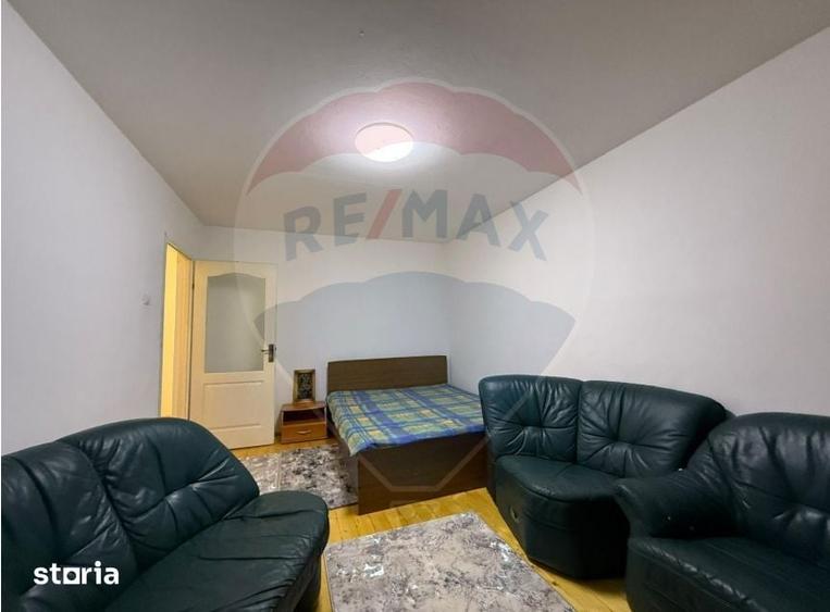 Apartament spa?ios-zona Vasile Aron - 3