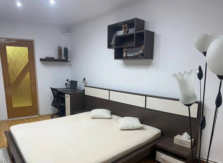Apartament cu 2 camere decomandat în Central