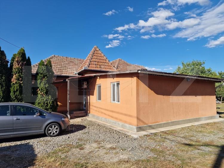Casă individuală cu 3 camere cu Canalizare în Răscruci