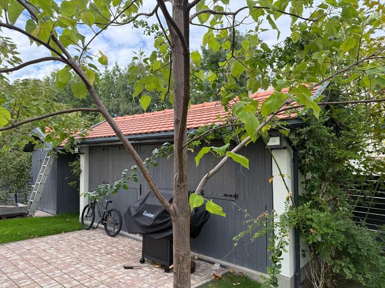 Casă cu 4 camere în Corbeanca