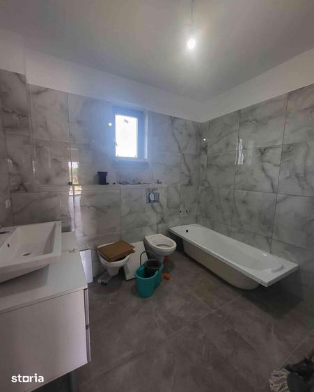 Casă cu 3 camere cu Teren 400 Mp în Mărgineni