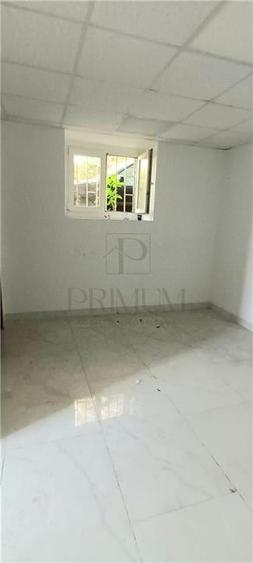 Spațiu comercial, de 55 mp, în Central