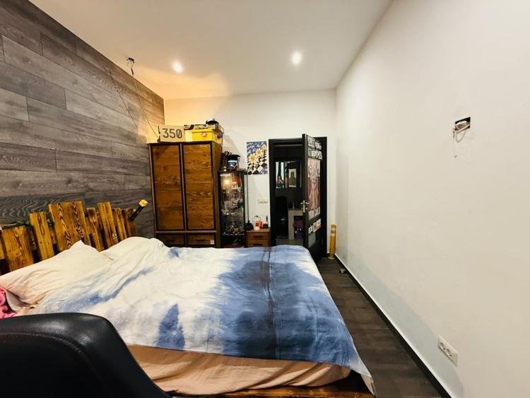 Casă individuală cu 5 camere cu Teren 1600 Mp în Cetate