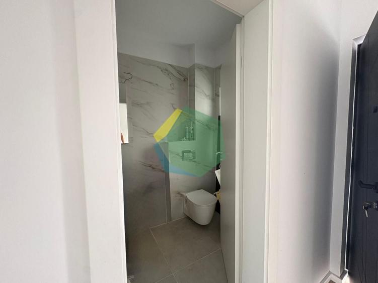Duplex cu 5 camere cu Canalizare în Central