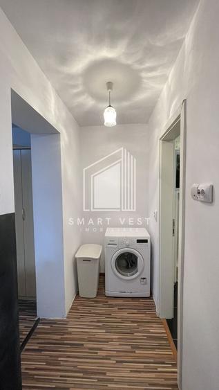 Apartament cu 2 camere semidecomandat, mobilat în Botizului