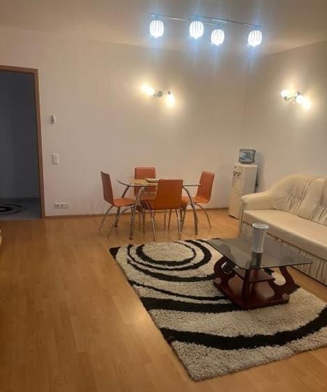 Apartament cu 3 camere decomandat, mobilat în Doamna Ghica