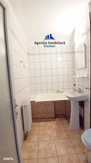 Apartament cu 2 camere semidecomandat în Burdea