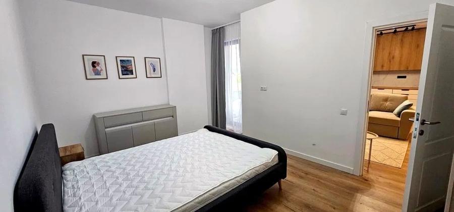 Apartament cu 2 camere semidecomandat în Mărăști