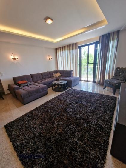 Apartament cu 4 camere decomandat, mobilat în Otopeni