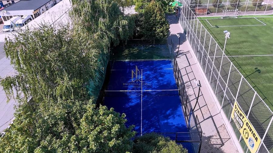 Spațiu comercial, de 10,500 mp, în Șcheia