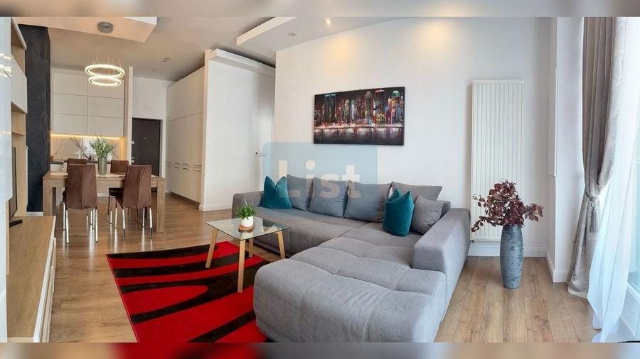 Apartament cu 2 camere semidecomandat, mobilat în Central