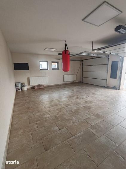 Casă cu 4 camere cu Teren 900 Mp în Valea Borcutului