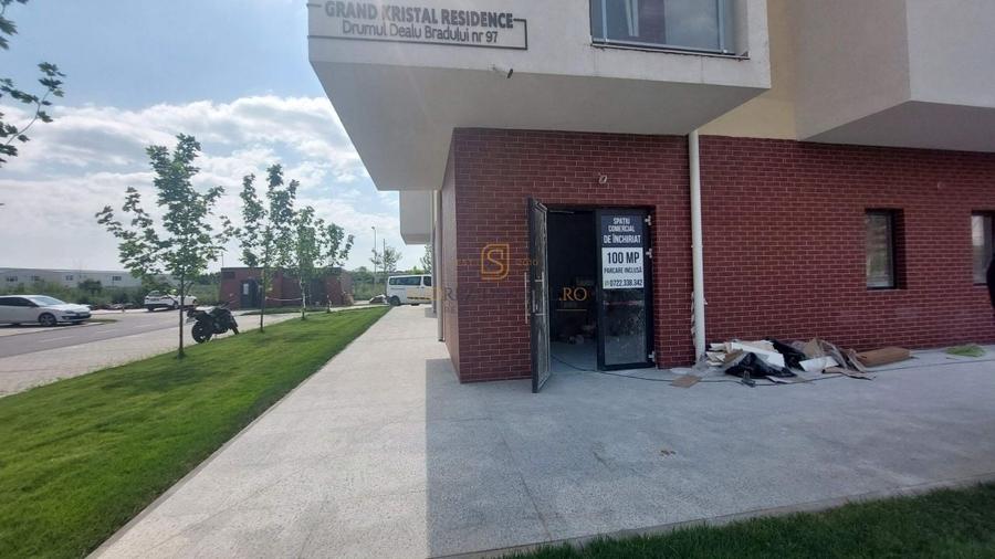 Spatiu comercial, zona ideala cu trafic intens - rond Metro Berceni - 3