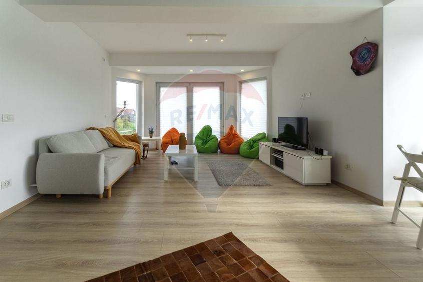 Casă / Vilă oportunitate rar întâlnită ! - 4