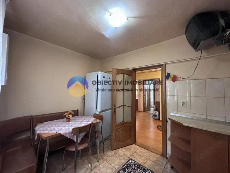 Apartament 3 camere 76 mp- Zona Maratei - 11