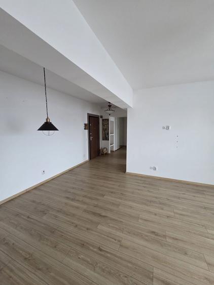 Apartament 2 Camere Vanzare Bucurestii Noi - 1