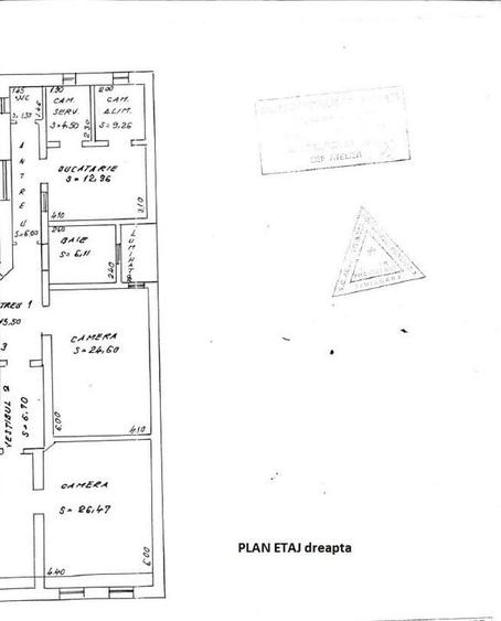 Cladire istorica intre P-ta Balcescu si P-ta Maria - 15