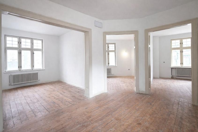 Vila renovata | Ideala pentru clinica medicala sau birouri | Comision 0% - 3