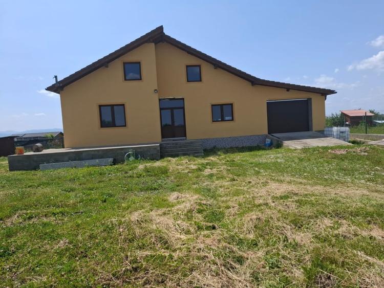 Casa individuala 4 camere, 163mp utili si 1000mp teren,  Dealul Sibiului. - 1