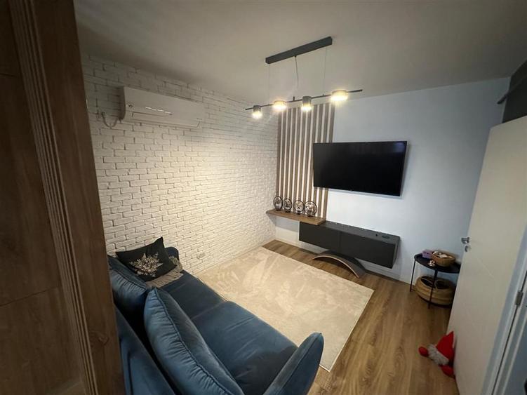 Ap 4 cam parcare și boxă, etaj 1, mobilat si utilat,Păcurari -162 - 1