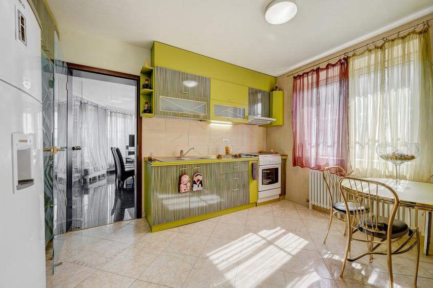 Corbeanca-Laguna Albastra, refugiu exclusivist la lac, vila cu piscina - 14