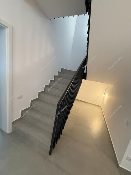 Casa moderna cu 4 camere, 2 bai, terasa si gradina de 50mp - zona Crisan - 11