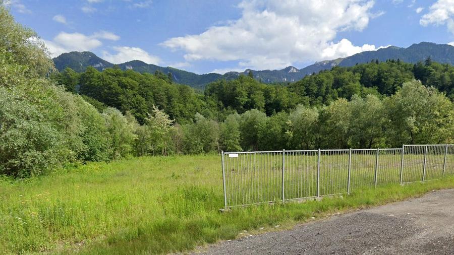 Teren cu deschidere generoasa de vanzare - 1