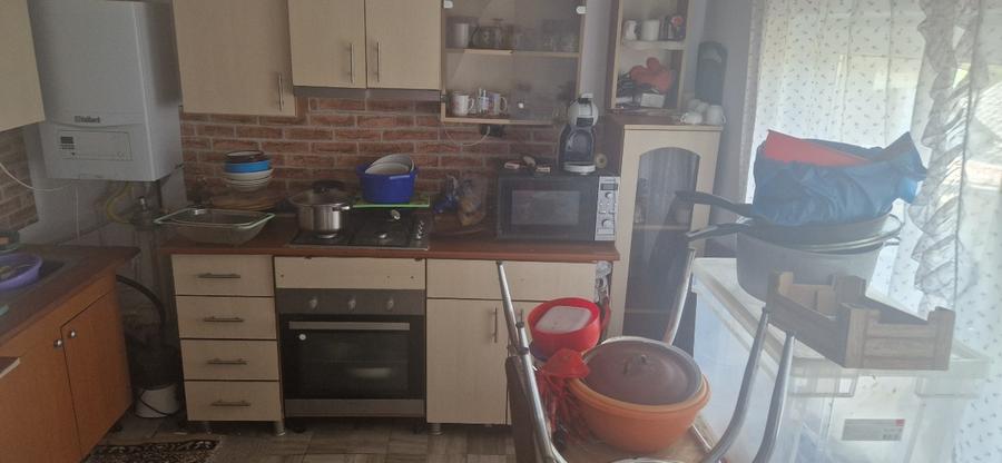 Vand casa cu suprafata utila 120 mp 3 camere bucatarie ,baie  necesita renovare - 5