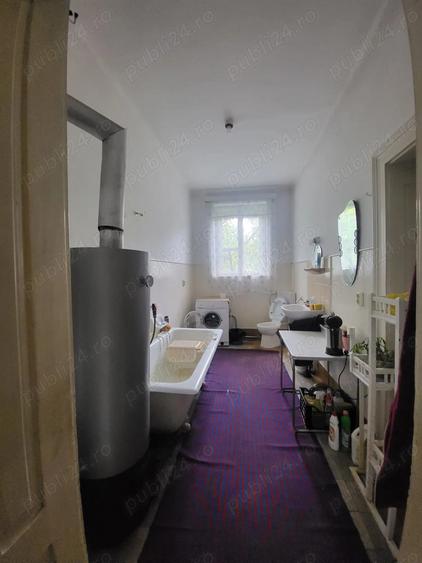 Casa cu pozitie deosebita in zona centrala - 9