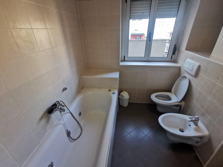 De inchiriat penthouse cu 4 camere – Complexul The Ring - 17