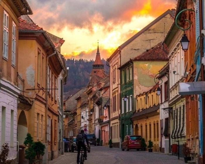 3 camere – 86 mp utili + pod mansardabil| Centru Istoric | Piața Sfatului - 2