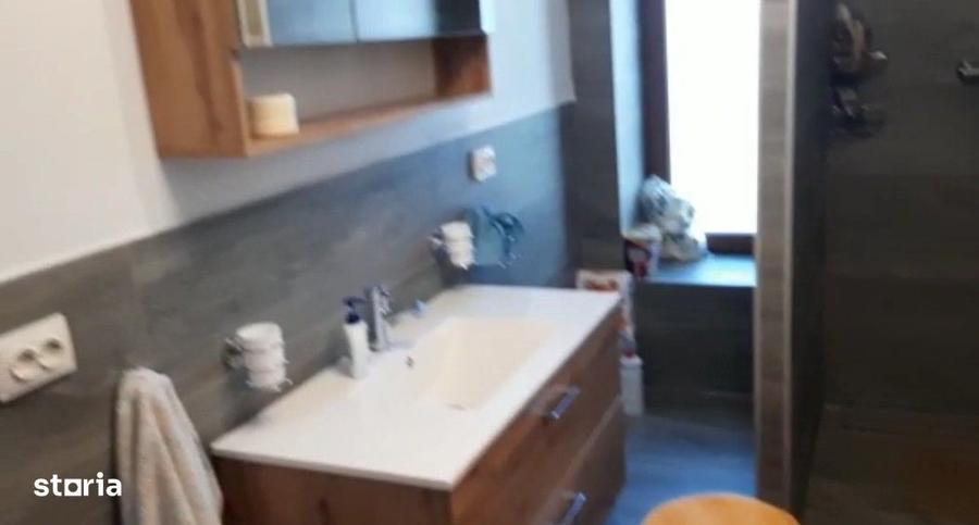 Casa individuala modernizata, mobilata, cu teren in Gurghiu, Mures - 6