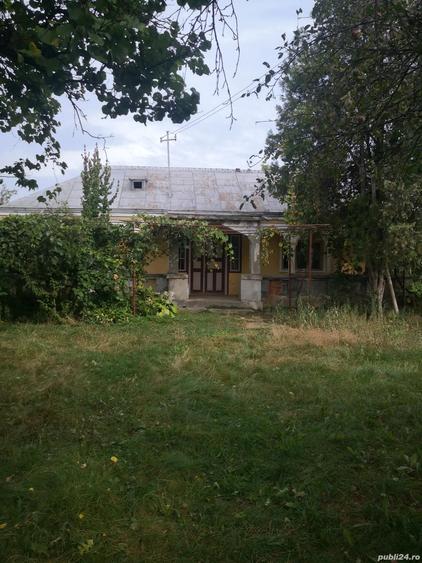 Vand casa batraneasca in Prajesti 77m2,plus 2 anexe gospodare?ti cu teren 4900m2 - 1