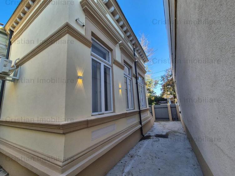 Casa Superba 3 camere, 127 mp utili , toate utilitatile, zona Centrala - 2