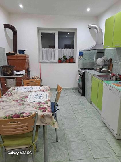 casa de vanzare cu gradina mare in Bethausen - 4