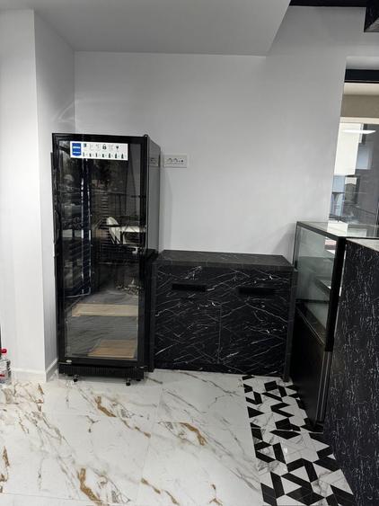 Spatiu Cafenea / Bar cu terasa amenajata si mobilata Otopeni 23August - 9