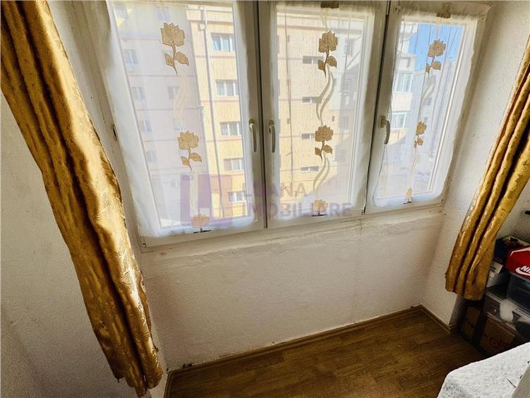 Apartament o camera de vanzare | Compa | etaj 2 | renovat | pivnita - 7