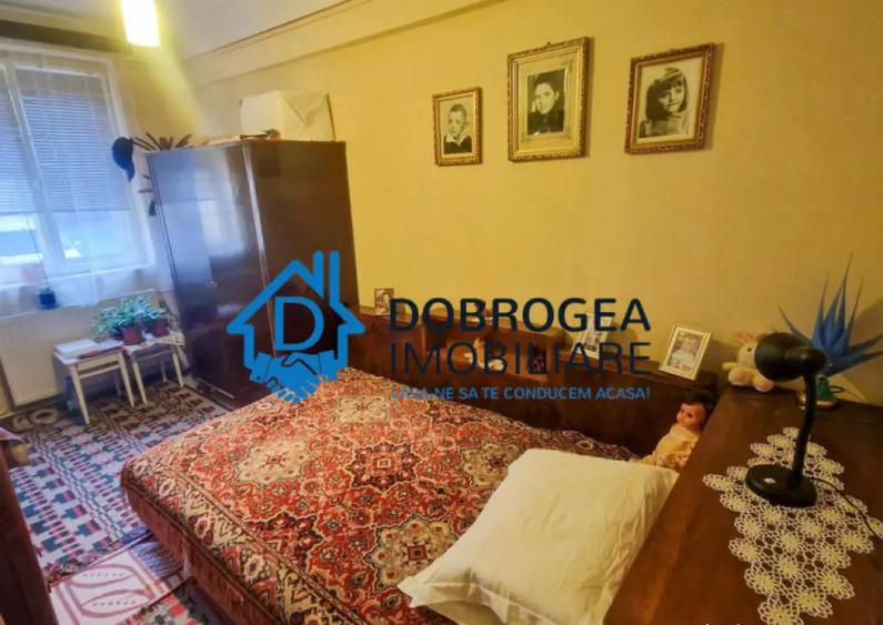 PIATA VECHE- 3 CAMERE, PARTER ,CENTRALA GAZ - 5