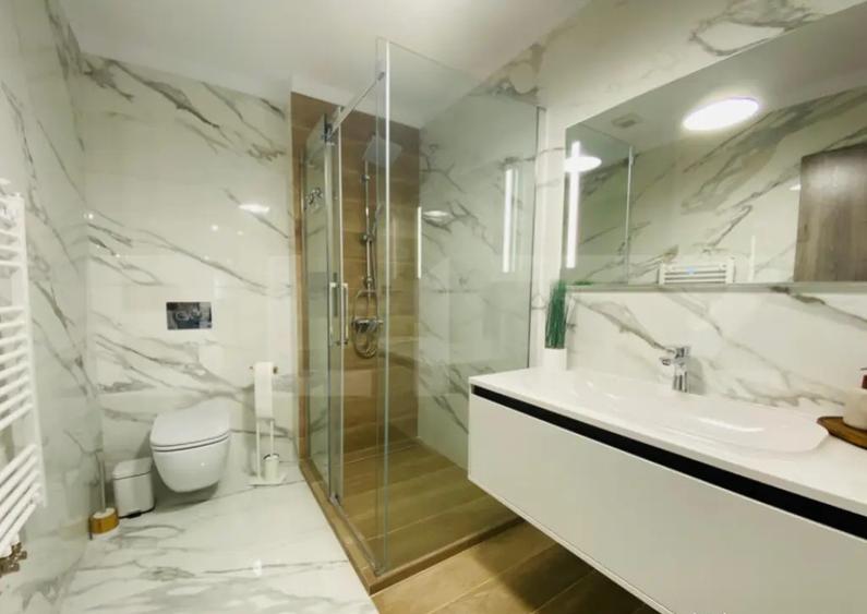 Apartament superb, 60 mp, mobilat lux, parcare, zona strazii - 2