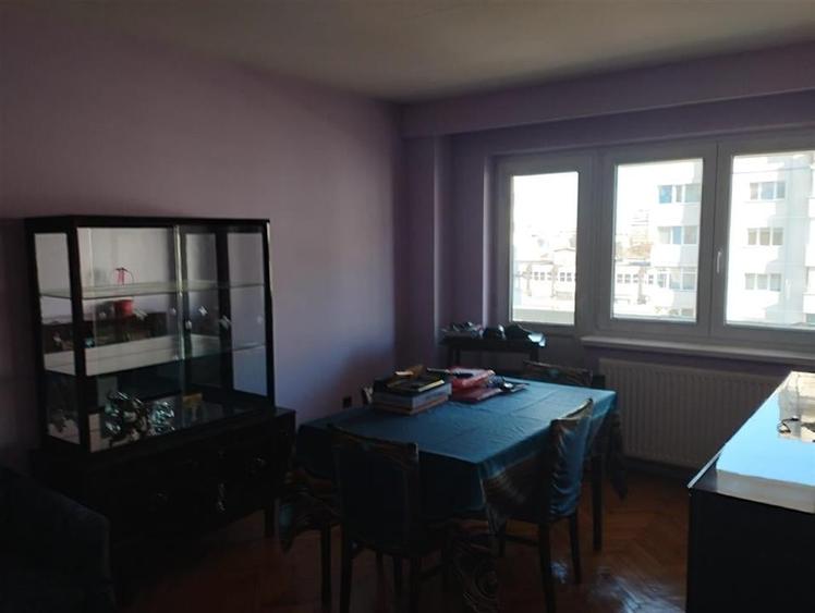 3 camere decomandate centru - 13